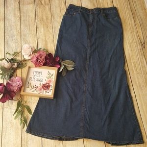 Cato Long Straight Denim Jean Skirt Size 4